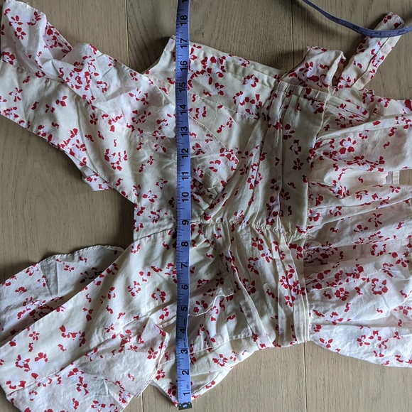 H&M Peblum Blouse. Size 6. - Picture 7 of 8